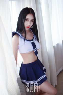 吻乳房